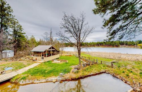 Pinetop-Lakeside House | Pet-Friendly Retreat at Lakeside with 10/10 Guest Rating