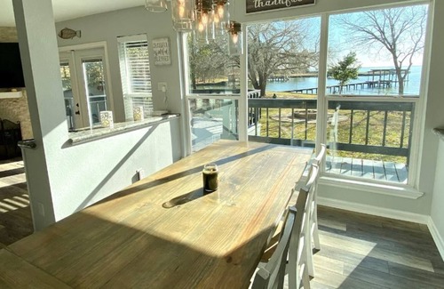 Onalaska House | Lakeside Memories - Family Friendly, Great Backyard, Fishing, Fire, and Kayaking