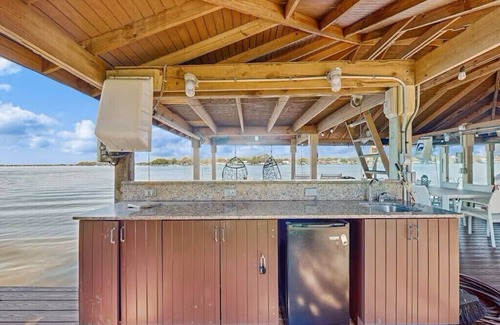 Lake Placid House | Lakeside Paradise Escape: Large Lakefront home W/Dock, Boatlift & Jet Ski Float