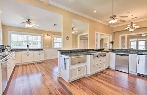 Candler House | Ocean View Lakeside Retreat at Lake Weir - Rated 10/10