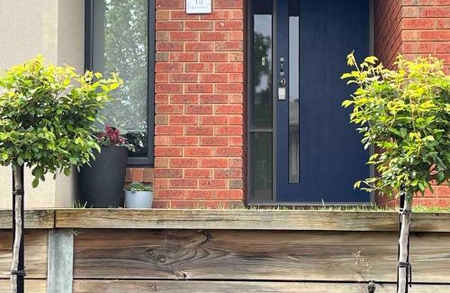 Nagambie House | Lakeside Retreat Nagambie
