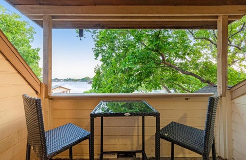 Granite Shoals House | Peaceful Lakeside Retreat with Family-Friendly Amenities