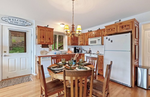 Hayden Cabin | Lakeside Stay | Beach Access | Dock | Firepit & Dining