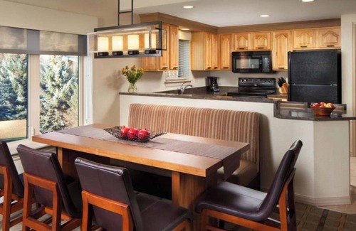 Avon Condo | Experience Sheraton Lakeside Terrace Villas at Mountain Vista