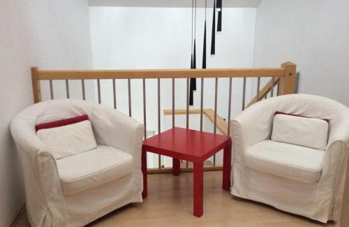 Frauenkirchen House | Pet-Friendly Lakeside Villa with Family Amenities – Rated 9/10