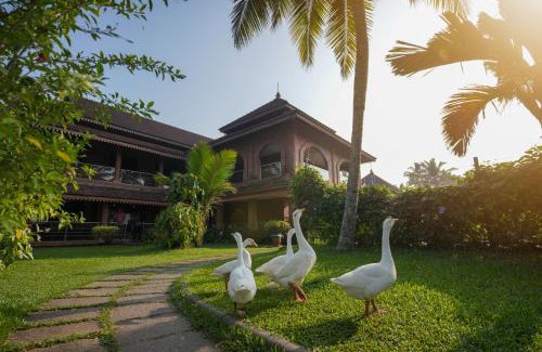 Kumarakom Resort | Relax at Lakesong Resort: 4-Star Ocean View Getaway