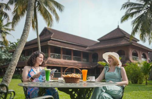 Kumarakom Resort | Relax at Lakesong Resort: 4-Star Ocean View Getaway