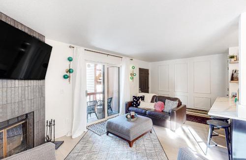 McCall House | Exceptional Lakeview 11: Family-Friendly Retreat Awaits