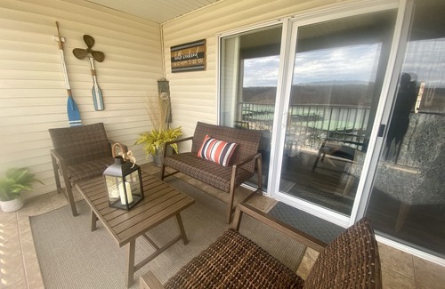 Kaiser Condo | Lakeview Retreat: Guest Rated 10/10 with Private Boat Slip