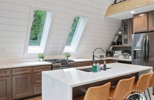 Logan House | Lakeview A-Frame Oasis: Guest Rated 10/10 with Spa & Hot Tub