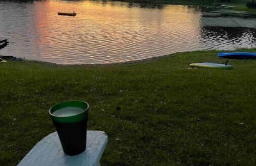 Whitefield Cabin | Unwind at Lakeview Cabin: Perfect for Families and Adventures