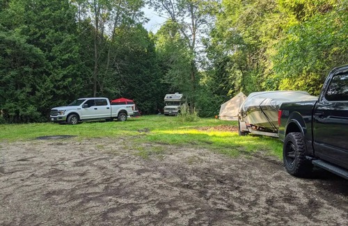 South Bruce Peninsula House | Scenic Lakeview Campsite D - Pet Friendly with Oceanfront Views