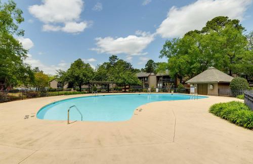 Pinehurst Apartment | Serene Lakeview Condo with Resort Pool - 8.9/10 Rated!