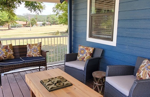 Silver Creek Village Cottage | Ideal Lakeview Cottage with Pool and Ocean Views