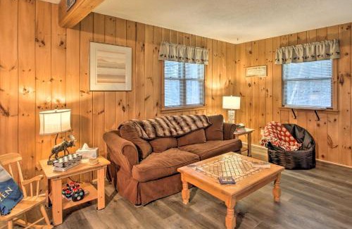 Eidelweiss Village House | Scenic Lakeview Forest Cabin Steps from the Beach