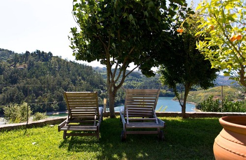Terras de Bouro House | Relax at Lakeview Geres Guest House - 4-Star Comfort Awaits