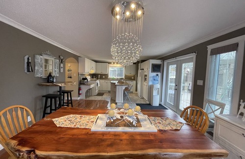 Central Alberta House | Beautiful Lakeview House with Wrap Around Deck in Alberta