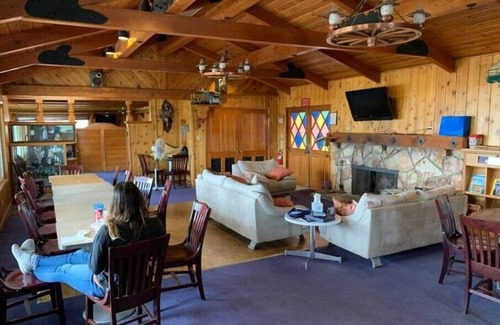 Sequoia National Forest Cabin | Tranquil Lakeview Legacy Lodge with Family-Friendly Amenities