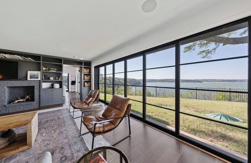 Belton House | Lakeview Modern Retreat/ Pool Fire Pit BBQ