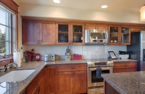 McCall Condo | Lakeview Penthouse in Downtown McCall - Rated 10/10 Stay