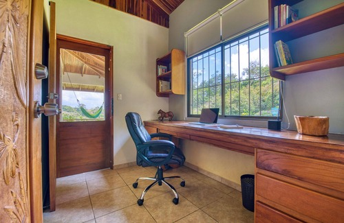 Aguacate Villa | Unforgettable Lakeview Retreat with Pool & Spa Amenities