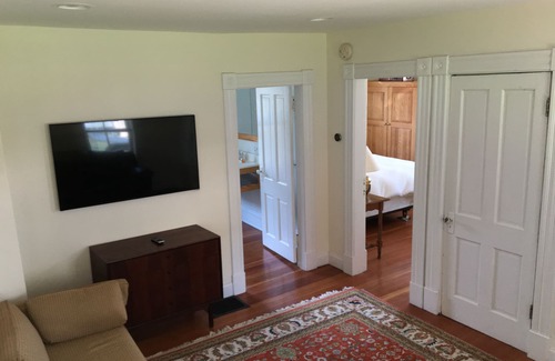 Old North End House | Serene Lakeview Terrace: 2 Bedrooms with Enchanting Backyard