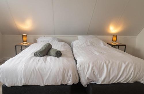 Municipality of Nissewaard House | Scenic Lakeview Villa with Swimming Pool & Fishing Pier