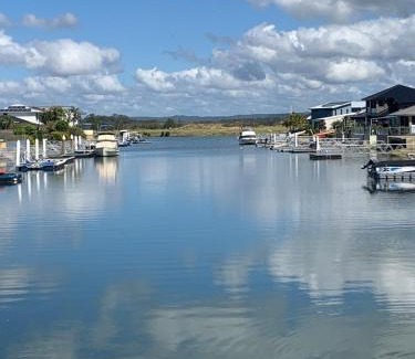 Yamba Apartment | Lakeview Yamba Water Front Access 1 small Pet Friendly