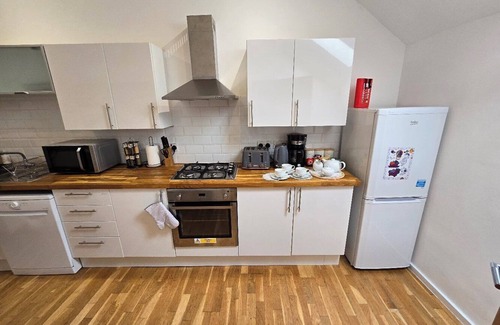 Plymouth House | Immaculate 2-Bed House in Plymouth - Guest Rated 10/10