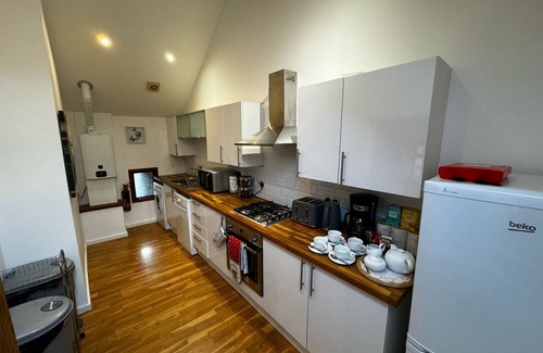 Plymouth House | Immaculate 2-Bed House in Plymouth - Guest Rated 10/10