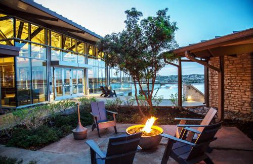 Lakeway Resort | Discover Lakeway Resort & Spa: Pet-Friendly Oceanfront Retreat