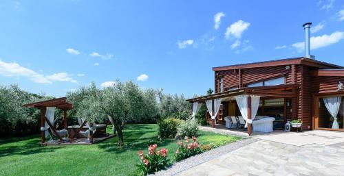 Thermi Villa | Discover Lakkia - Wooden Residence with Spa & Hot Tub