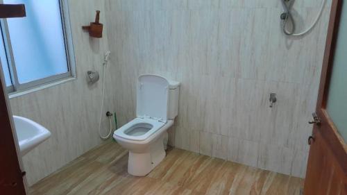 Kadugannawa Hotel | lakruwan one
