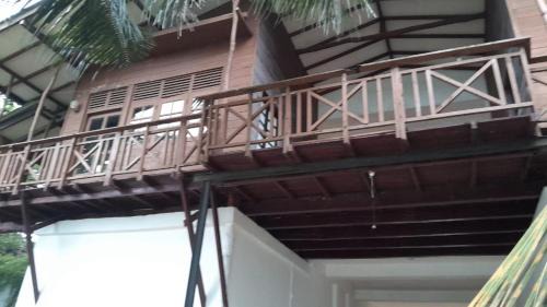 Kadugannawa Hotel | lakruwan one
