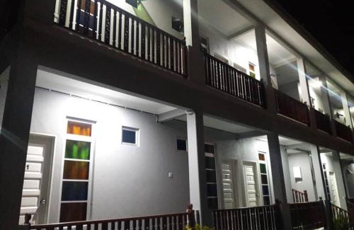 Kampung Pengkalan Maras Hotel | Beachfront Lakse Inn Homestay: Family-Friendly Getaway