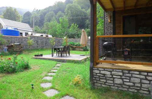 Sapanca Villa | Family-Friendly Retreat at Lal Hayal Konakları, Rated 9/10