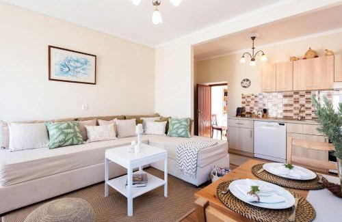Ano Korakiana House | Discover Lala Cottage: Guest Rated 9.6, Family-Friendly Stay