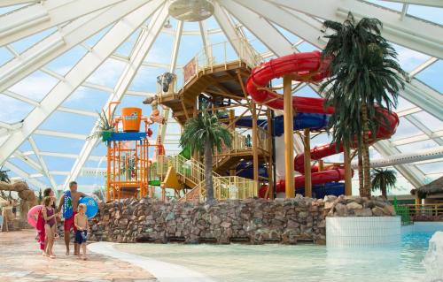 Rodbyhavn Resort | Discover Lalandia Rødby: Family-Friendly Escape with Pools