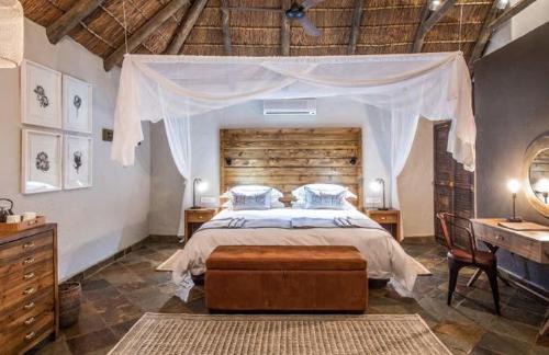 Sidbury Hotel | Discover Inzolo Lodge at Lalibela Game Reserve