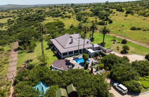 Grahamstown Villa | Experience Luxury at Lalibela Game Reserve - Mills Manor