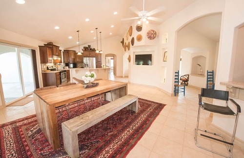 Benton City House | Experience Million-Dollar Views at Laliik Iniit South