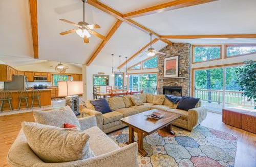 Mineral House | Eco-Friendly Escape at Lalli's Lake House - Rated 10/10