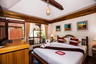 Lamai City Center Hotel | Relax at Lamai Coconut Beach Resort with Oceanfront Views