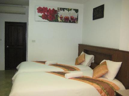 Lamai City Center Hotel | Family-Friendly Getaway at Lamai Perfect Resort with Pool