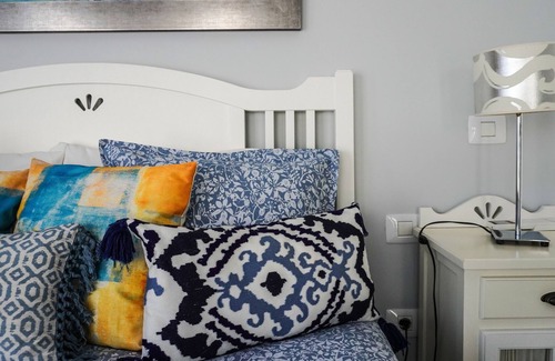 Puerto de Guimar Apartment | Scenic Lamar Attic with Sea View & Spa Amenities