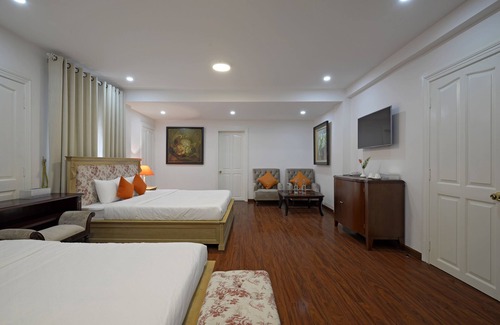 Da Lat Hotel | Delight in Comfort at Lamarque Dalat Villa with Spa & Pool