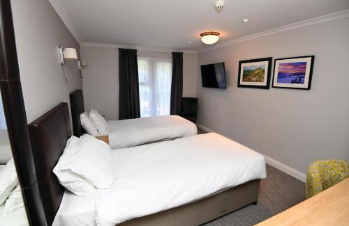 Llanwenarth Hotel | Discover Lamb & Flag Inn: Family-Friendly Retreat Awaits