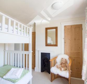 Seaford House | Experience Ocean View Bliss at Lamb's Knees Hotel