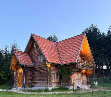 Belitsa Ski Chalet | Top-Rated Lambievi Kolibi: Pet-Friendly with Breakfast