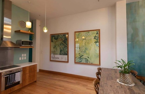 Wellington Apartment | Spacious Lambton Quay Loft - Perfect for Families